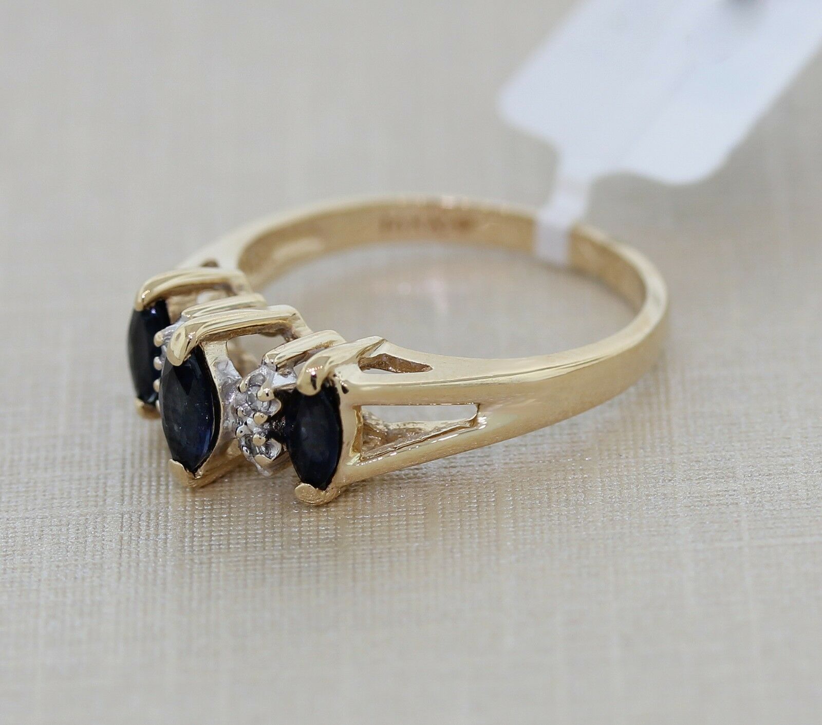 14k yellow gold blue sapphire and diamond cocktail ring band size 6.25 - simonbjewels.co