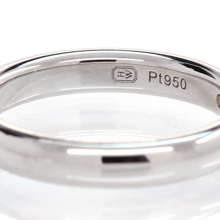 Harry Winston Round Cut Diamond Platinum Band - simonbjewels.co