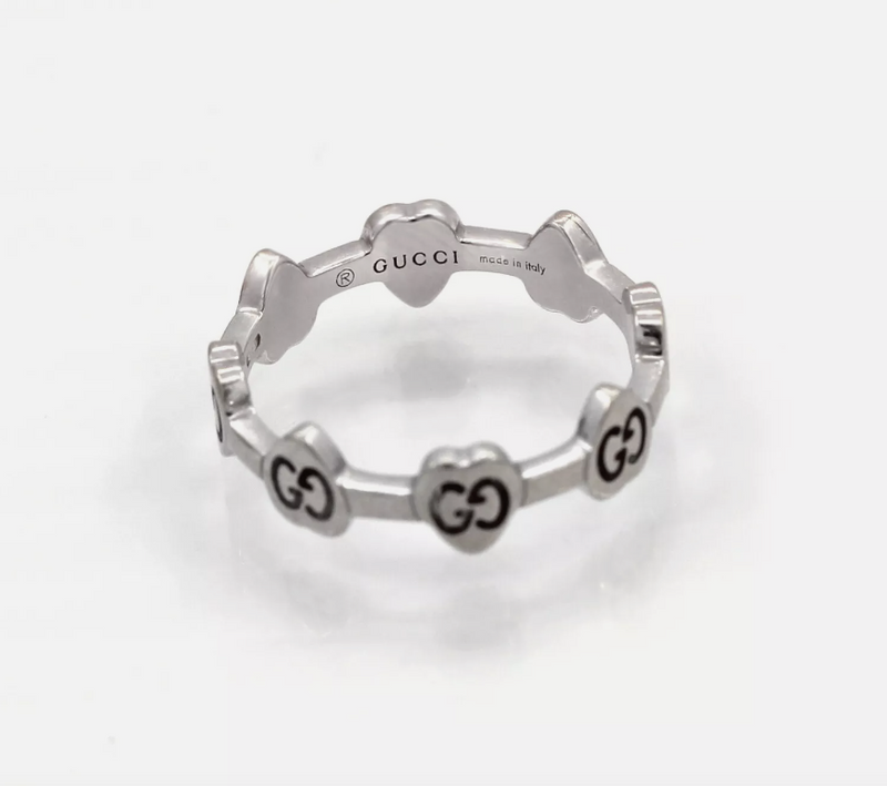 Gucci 18K White Gold Heart Love Band Ring