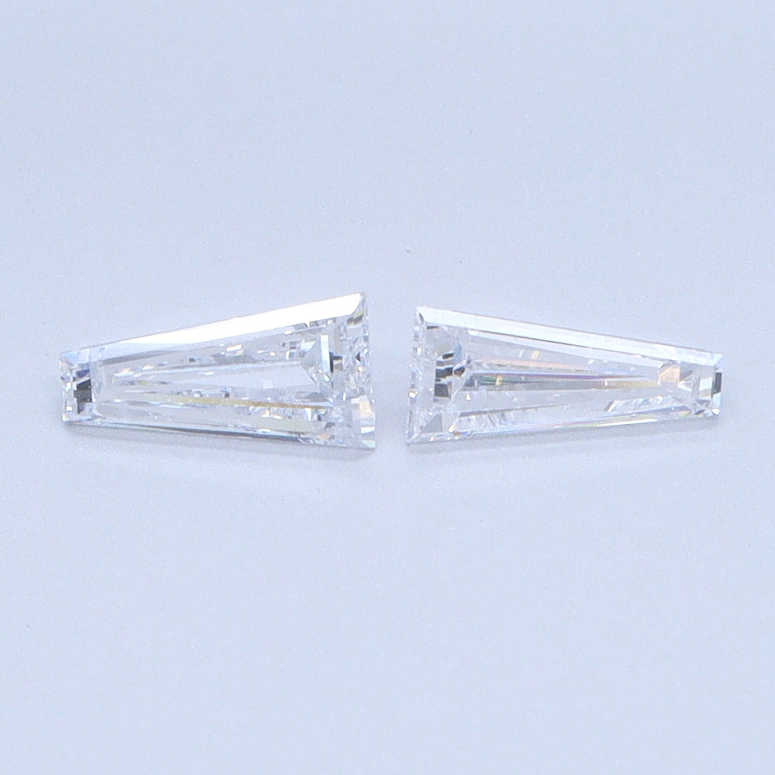 0.17 Carat TAPERED-BAGUETTE Lab Diamond